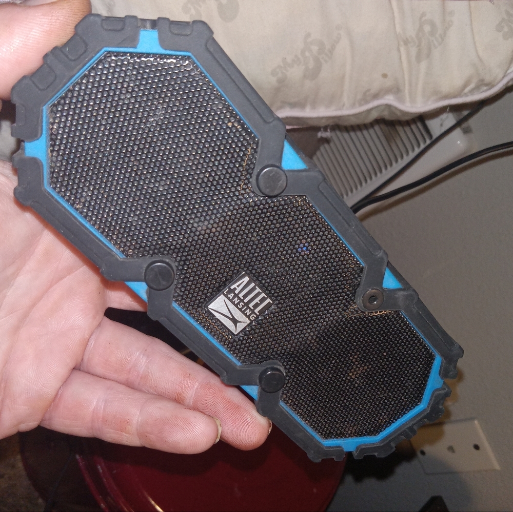 Altec lansing Bluetooth speaker